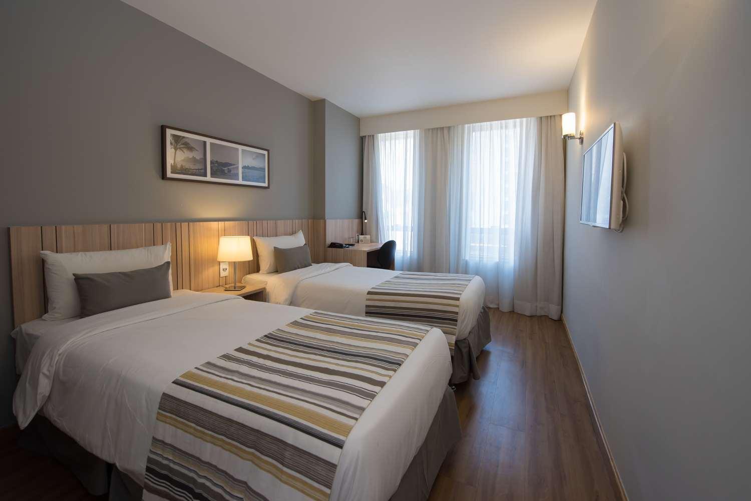 Days Inn by Wyndham Rio de Janeiro Lapa Hotel 4*
